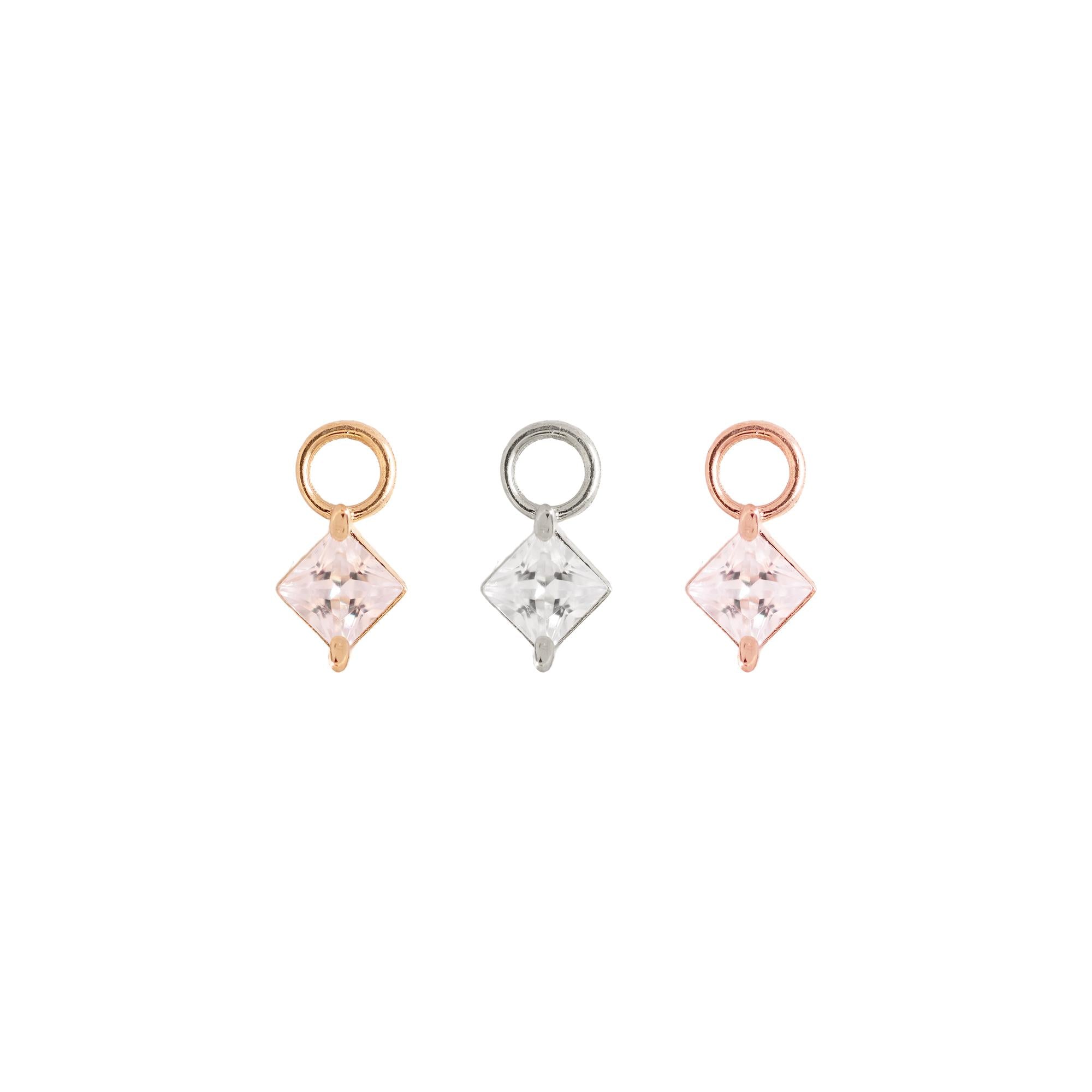 Charm 2mm Prong