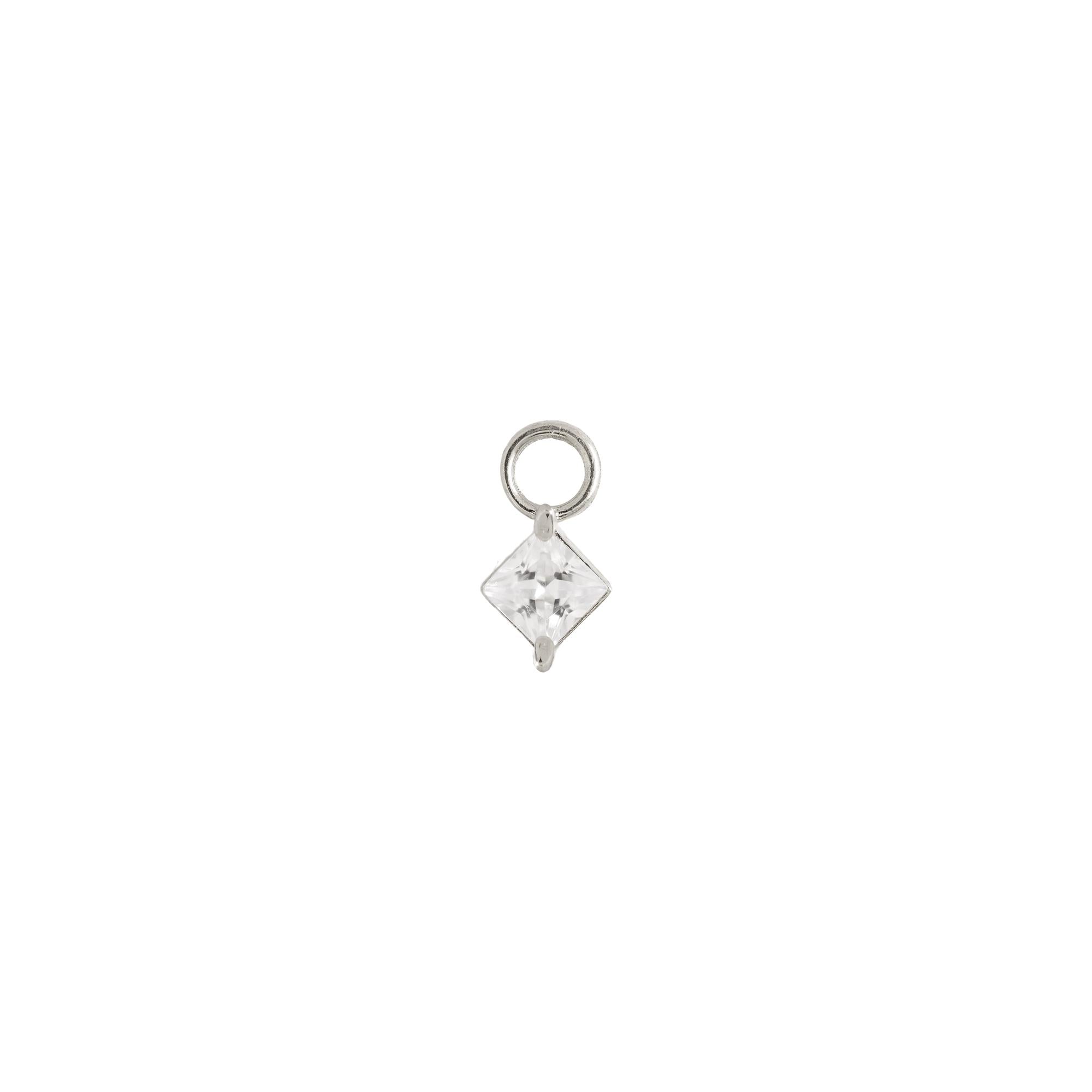 Charm 2mm Prong
